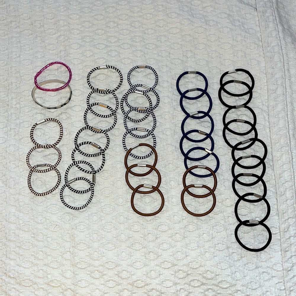 Assorted hair ties
